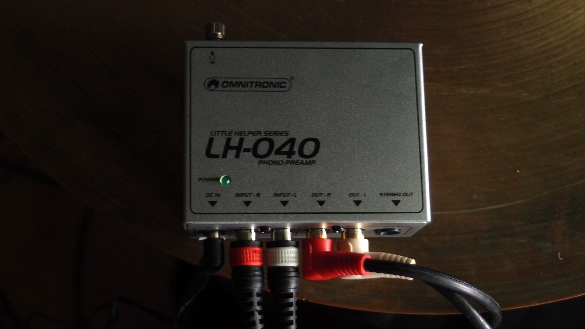 Omnitronic-LH-040-Pre-Amp