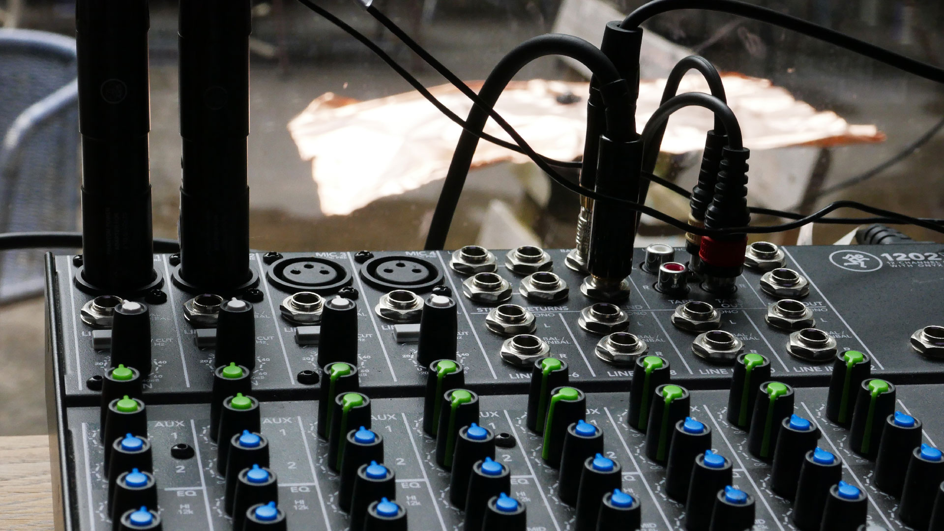 2025-07-21 Das kleine Regen Rhythmus Orchester Kupferblech (Vocoder Mix live, Set-Up)