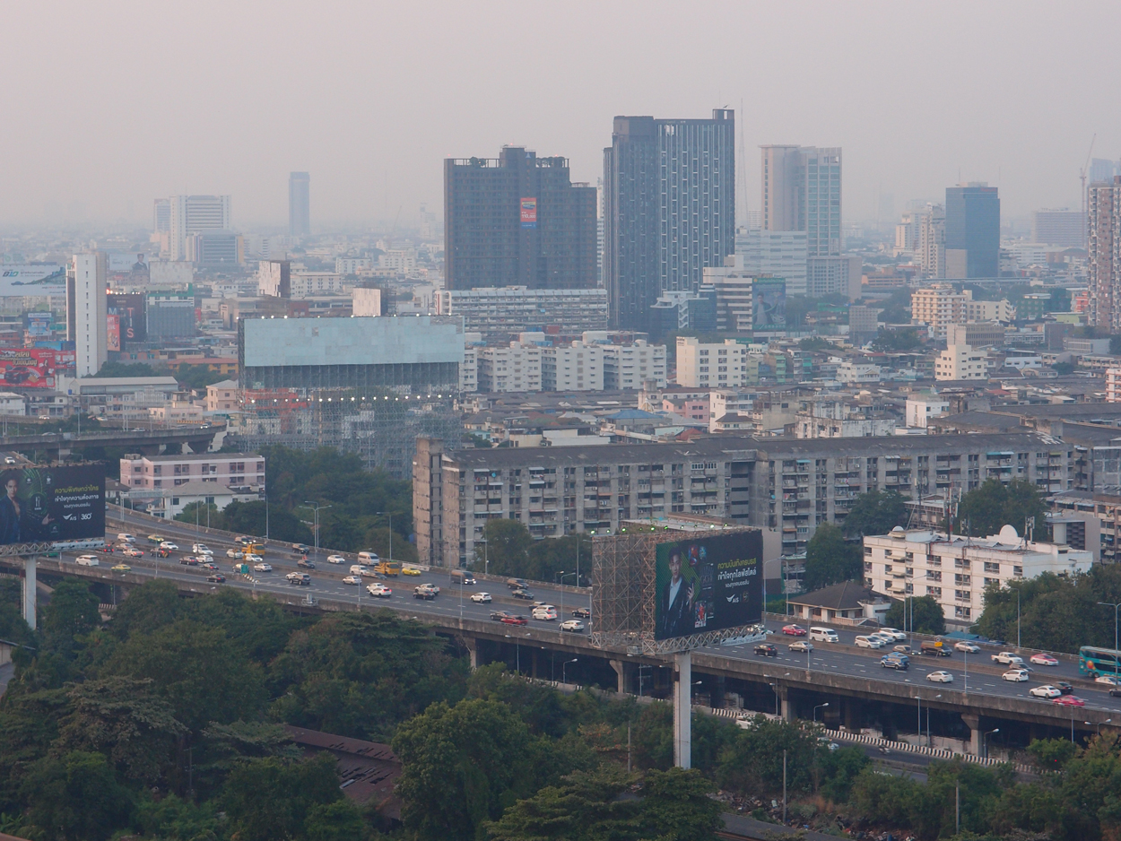 2019-12-22 17 uhr Bangkok (rooftop)